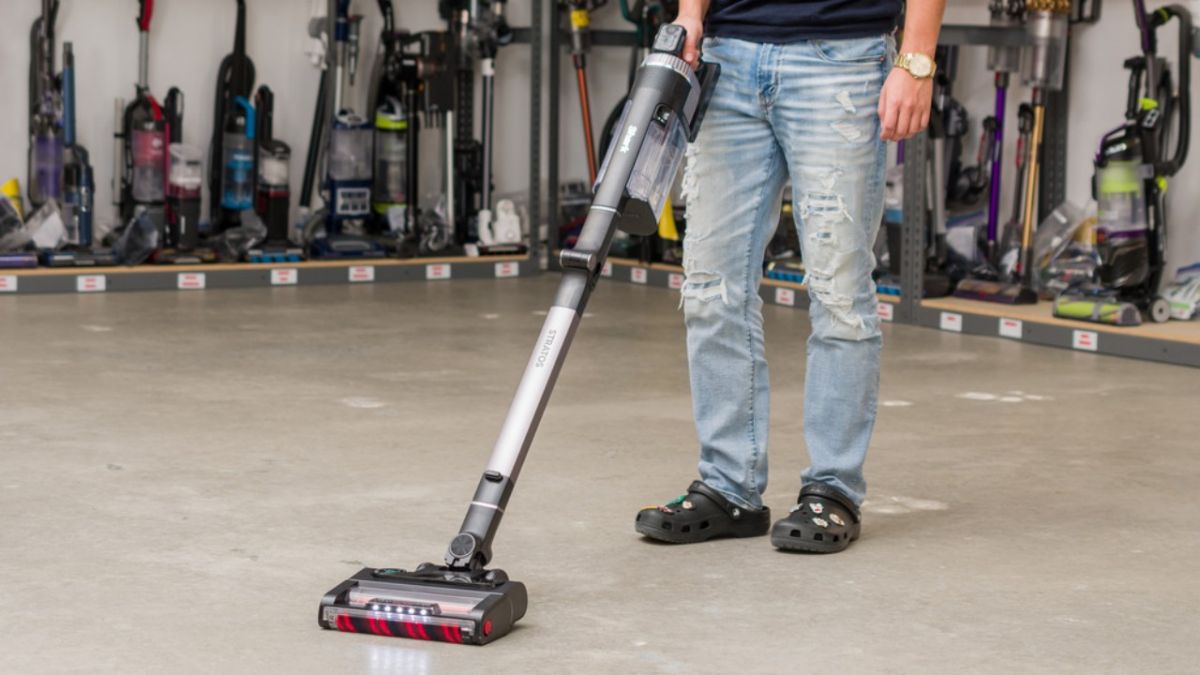 Shark Stratos Cordless Vacuum
